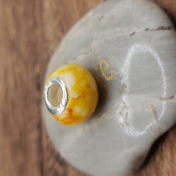 Yellow‎ spackle melt charm sterling 925 Belle